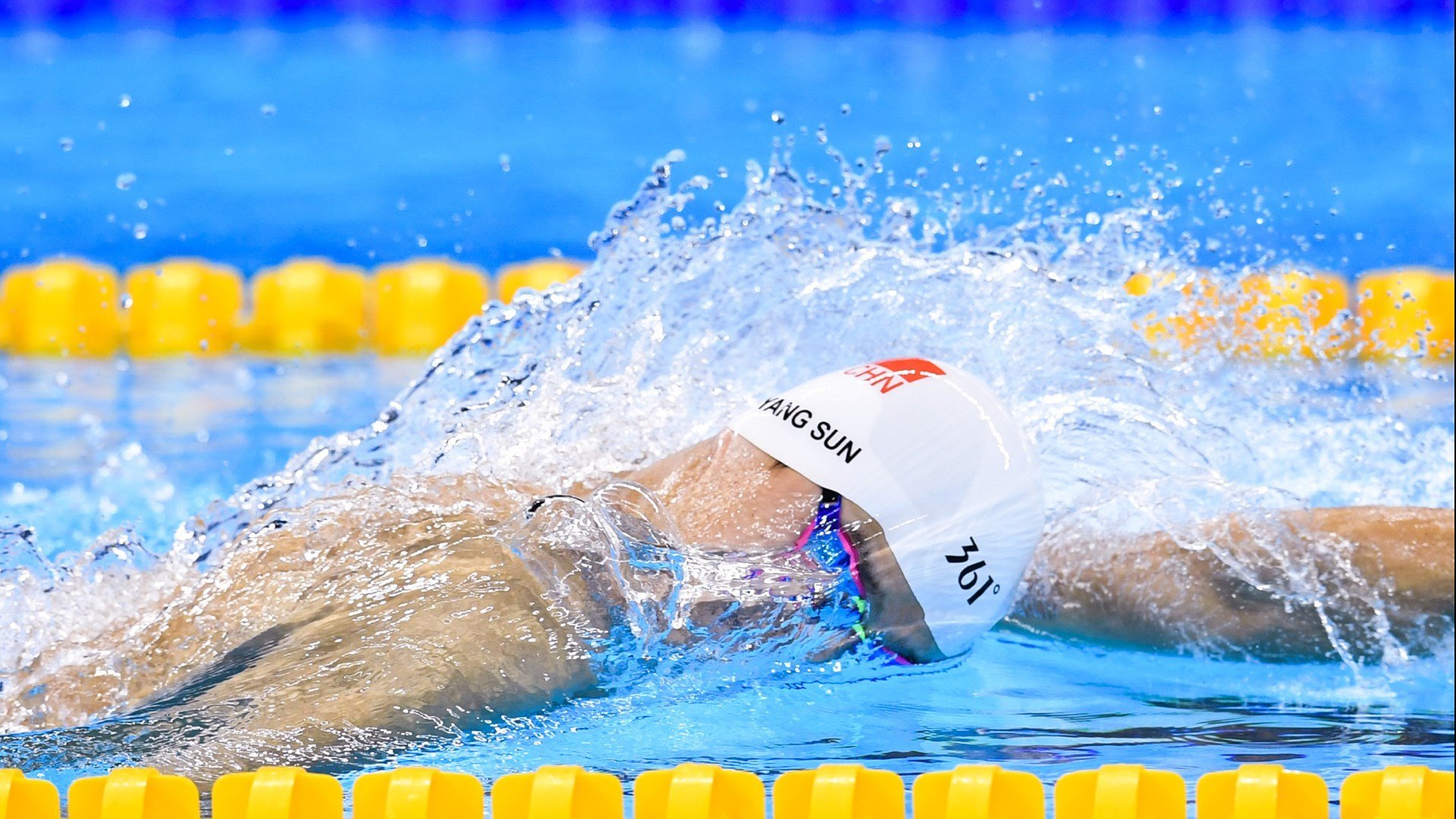 “新都福乐球：决赛阶段选手激烈争锋”